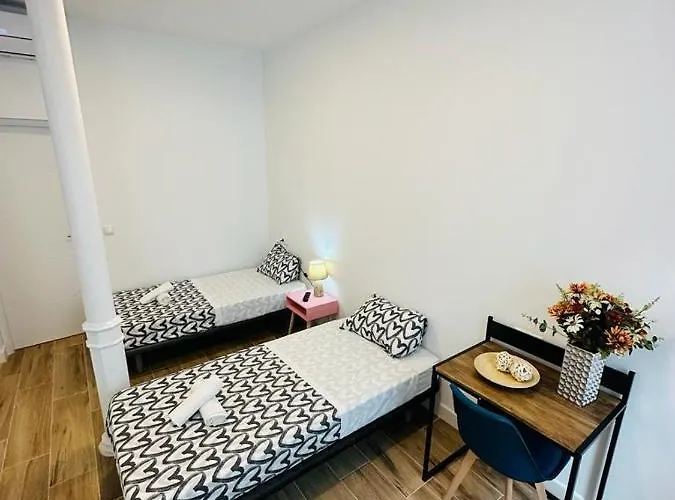 Costa-luz Bejar 28-30 אכסניה